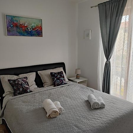 Apartament Santa Eufemia Rovinj 10Min Walk To City & Free Garage Parking Pokój zdjęcie