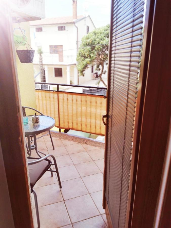 Apartament Santa Eufemia Rovinj 10Min Walk To City & Free Garage Parking Zewnętrze zdjęcie