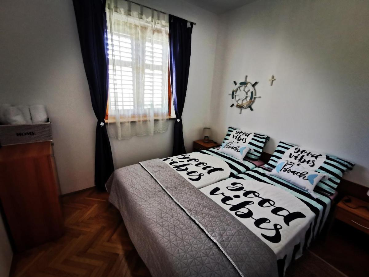 Apartament Santa Eufemia Rovinj 10Min Walk To City & Free Garage Parking Zewnętrze zdjęcie