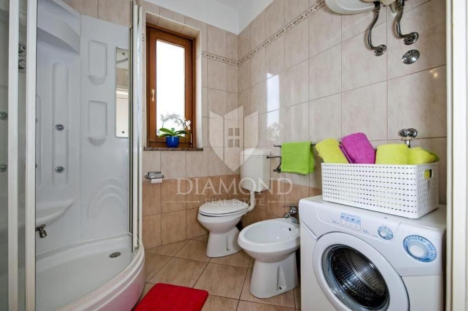 Apartament Santa Eufemia Rovinj 10Min Walk To City & Free Garage Parking Zewnętrze zdjęcie