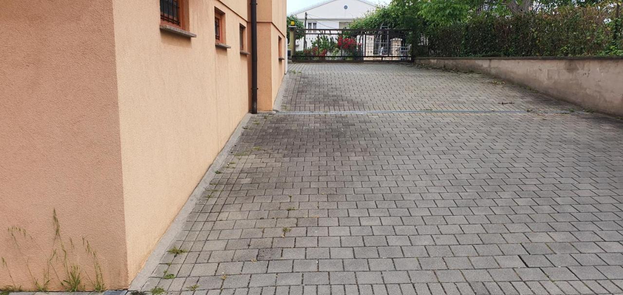 Apartament Santa Eufemia Rovinj 10Min Walk To City & Free Garage Parking Zewnętrze zdjęcie